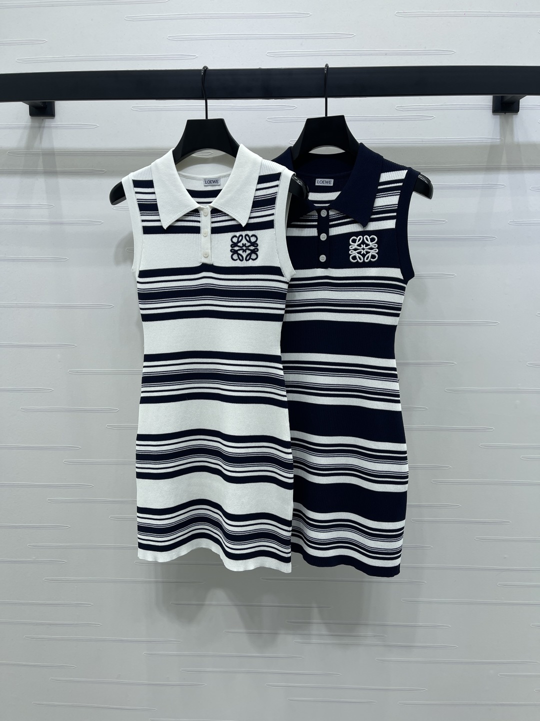 Loewe’s Latest Autumn Suit: Imported Fabrics, Tailored Fit, Stylish Details, Age-Neutral Colors - 图片 1