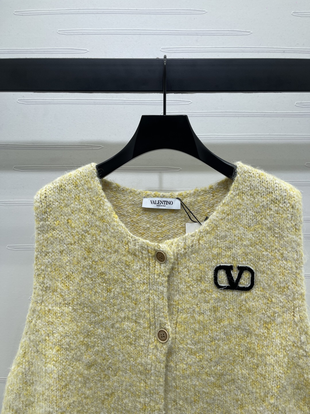 “Valentin*2025 Women’s Suit: Custom Wool Line, Comfortable Fit, Stylish Design, High Quality – Available in S-M-L” - 图片 3