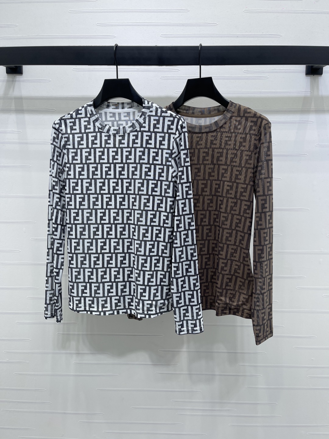 2025 Early Autumn Women’s Suit Collection: Grid-Wipe, Customized, Comfortable, Stylish, High-Quality - 图片 1