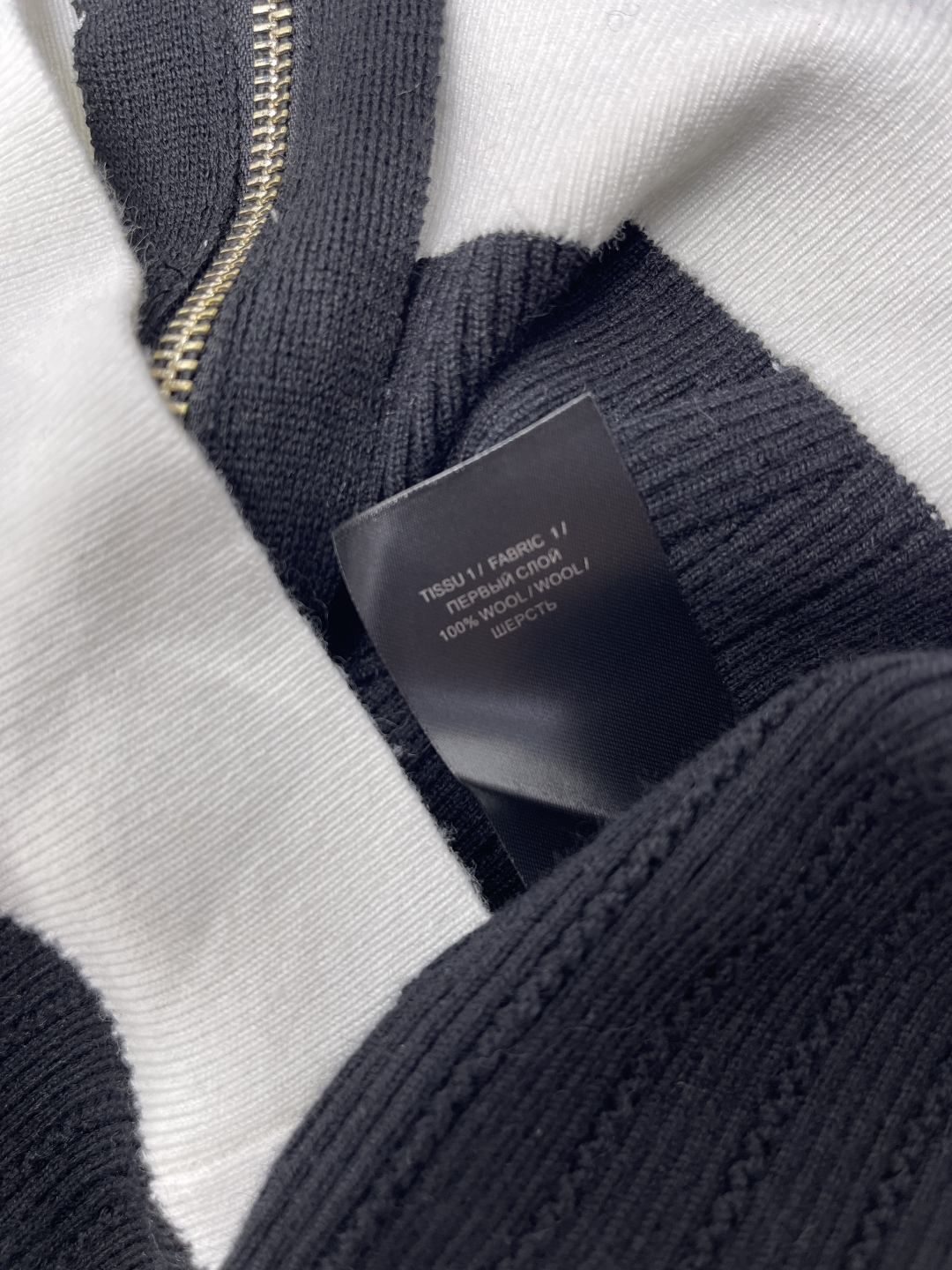 “2025 Early Autumn Single-Rate Female Suit with New Colored Neck Tie and Zipper – S-M-L Sizes” - 图片 8