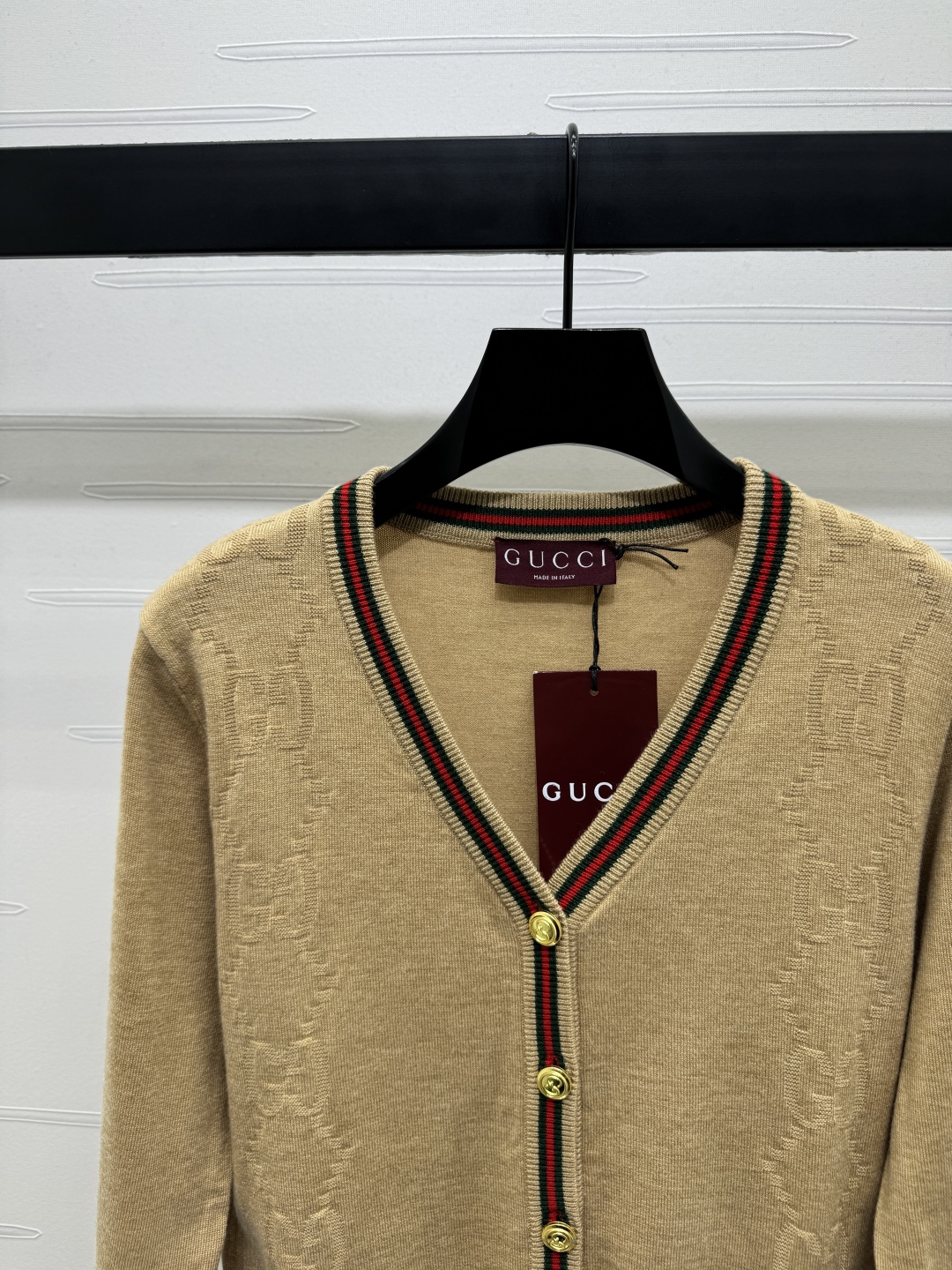 “High-Quality Gucc* 2025 Early Autumn Series: Custom Women’s Suit with V-Shirt in Various Sizes” - 图片 4
