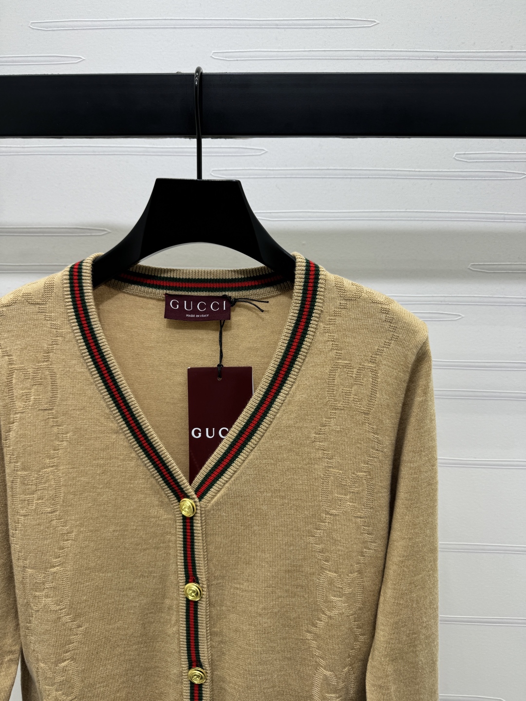 “High-Quality Gucc* 2025 Early Autumn Series: Custom Women’s Suit with V-Shirt in Various Sizes” - 图片 3