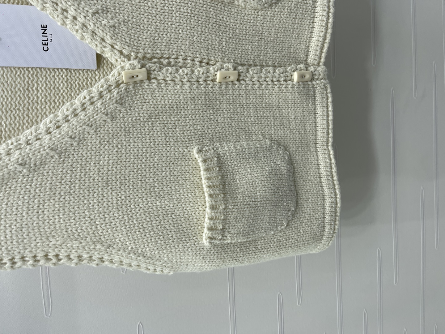 Title: Women’s Suit CELIN* 2025: V-Cruising Vests, Custom Wool Line, High Quality, College Style. Sizes S-M-L. - 图片 5