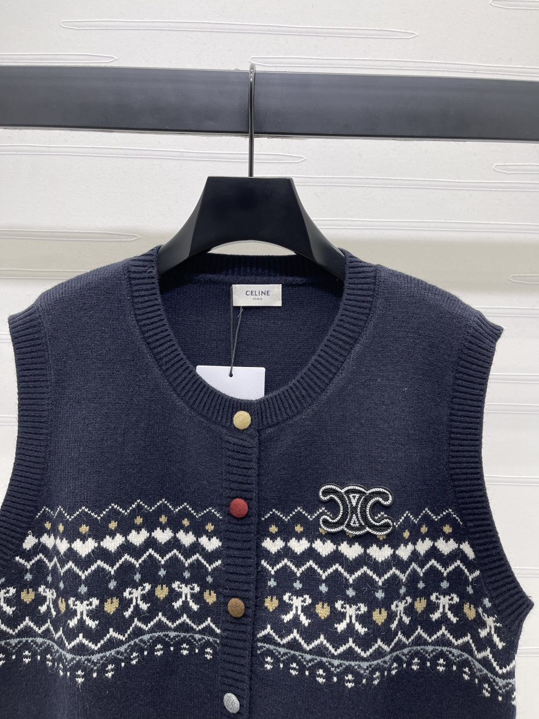 “CELIN* 2025 Women’s Single-Rate Suit with Packaging: Knit Vests and Needlework Options” - 图片 2