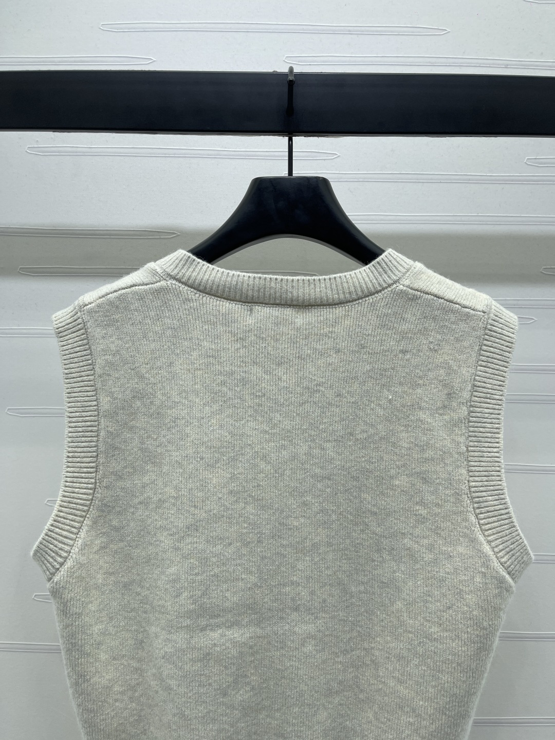 “Customizable Single-Rate Female Suit from CELIN* 2025: Quality Wool Knitwear in Youthful School Styles” - 图片 6