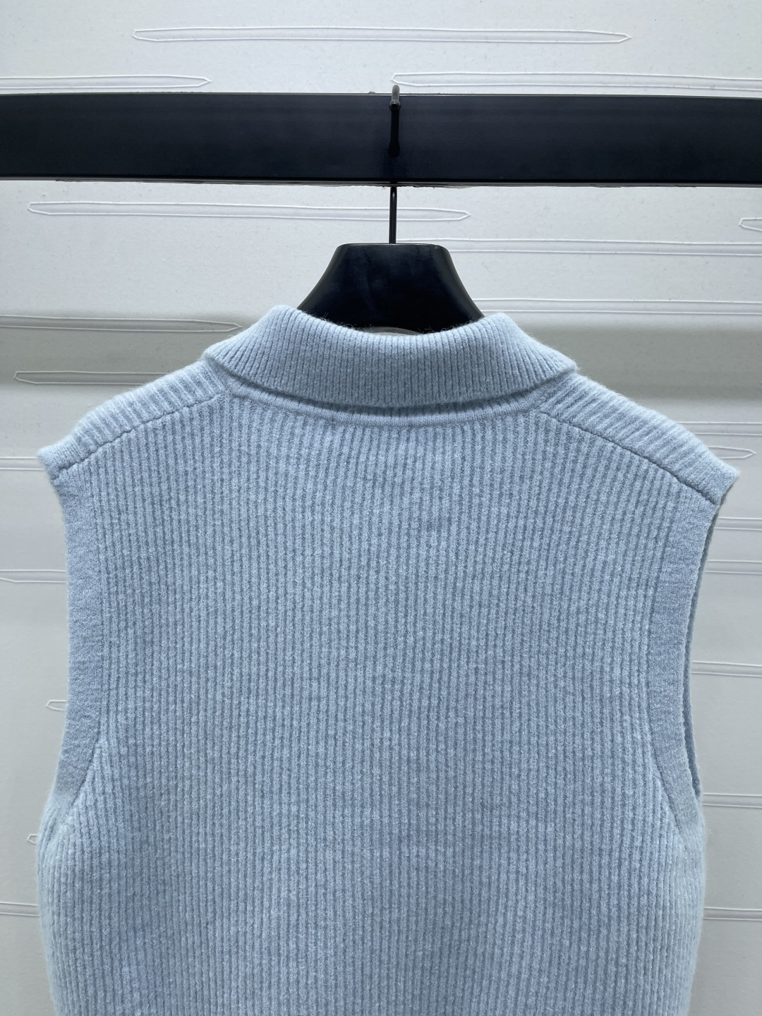 “2025 Early Autumn Single-Rate Female Suit: Custom Wool Line-Making, Fine Quality, Four Colors S-M-L” - 图片 6