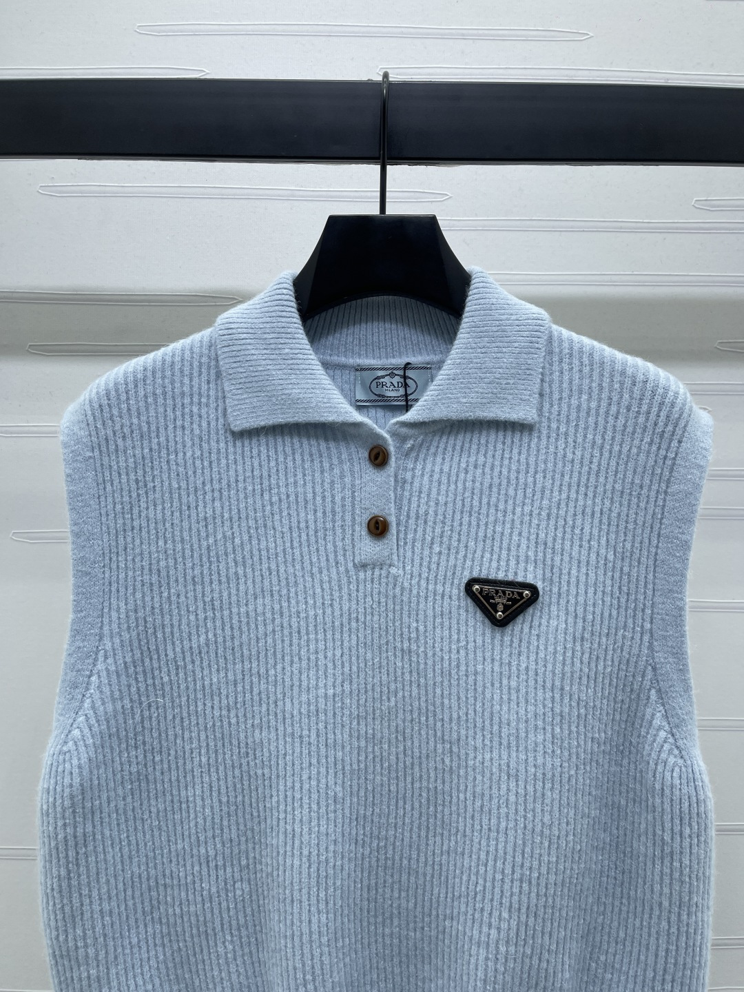 “2025 Early Autumn Single-Rate Female Suit: Custom Wool Line-Making, Fine Quality, Four Colors S-M-L” - 图片 4