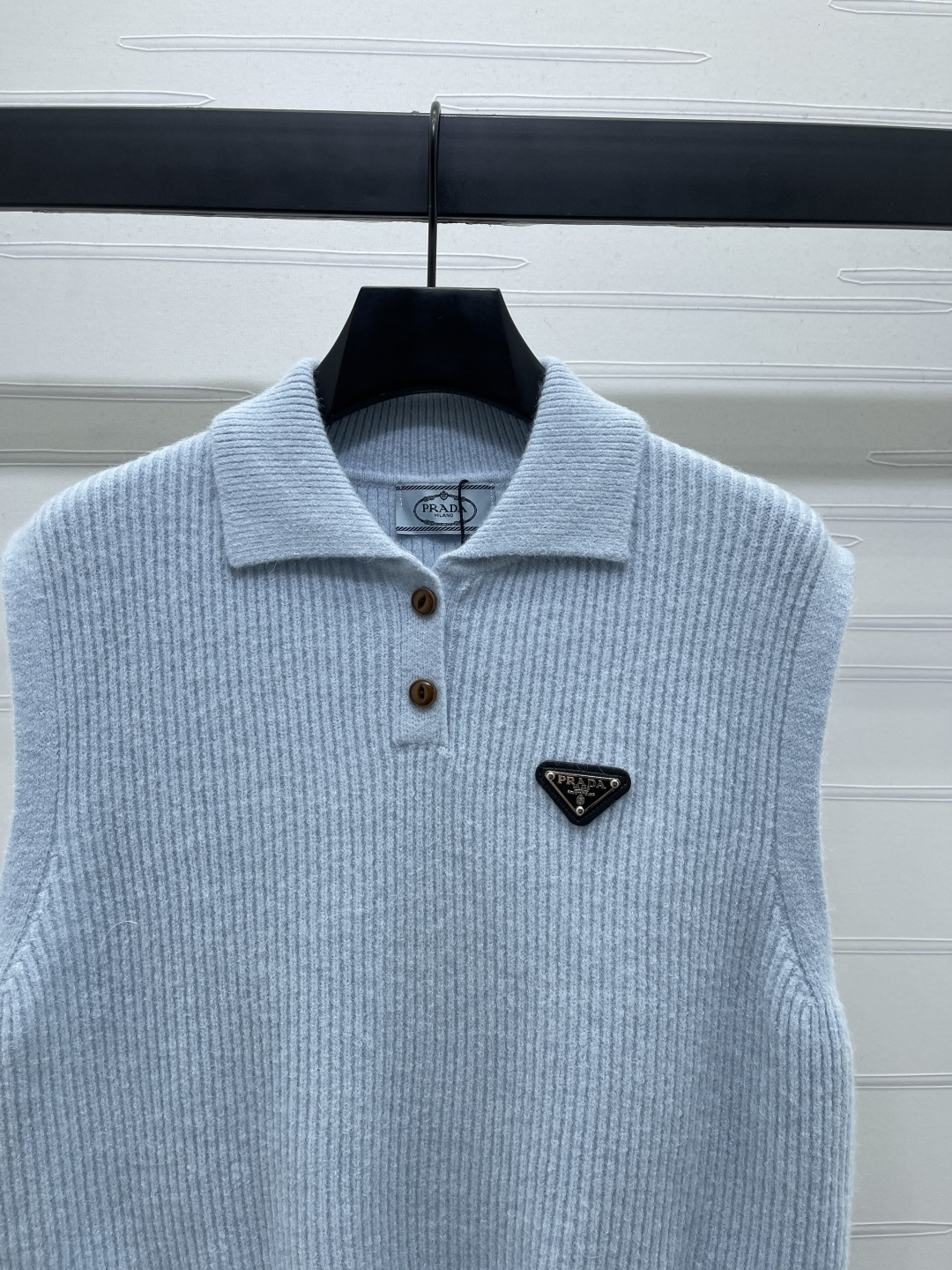 “2025 Early Autumn Single-Rate Female Suit: Custom Wool Line-Making, Fine Quality, Four Colors S-M-L” - 图片 2