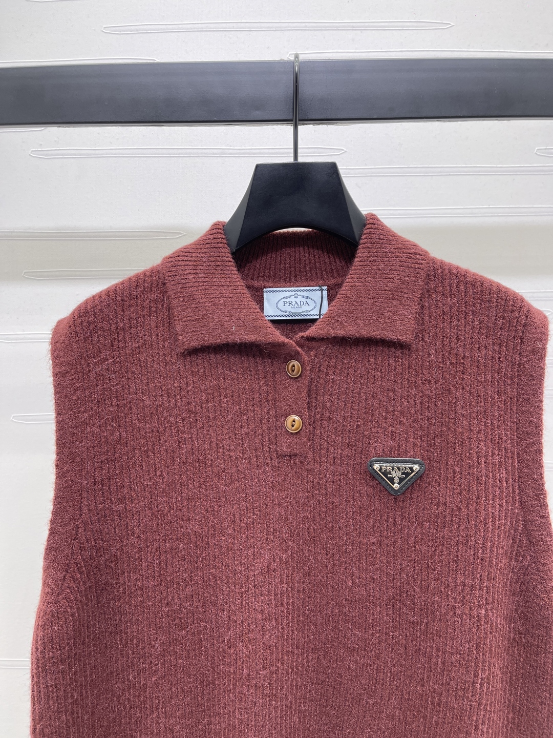 “2025 Early Autumn Single-Rate Female Suit: Custom Wool Line-Making, Bulletproof, Four Colors, S-M-L Sizes” - 图片 3