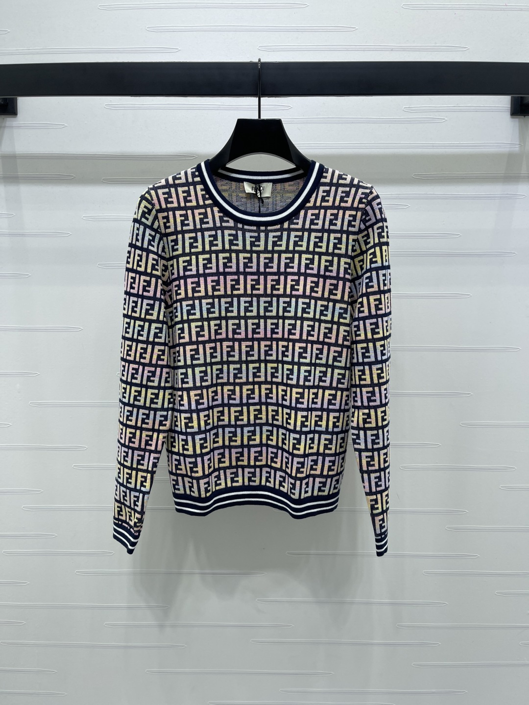 2025 Early Autumn Women’s Suit: Round Collar Sweater with Customized Wool Line – High-Quality Fashion - 图片 1