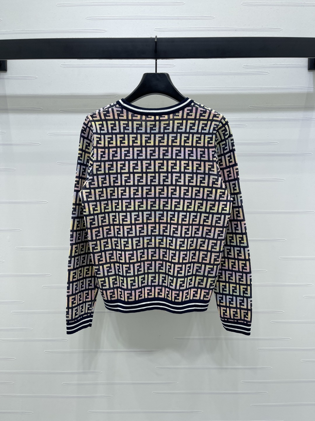 2025 Early Autumn Women’s Suit: Round Collar Sweater with Customized Wool Line – High-Quality Fashion - 图片 7