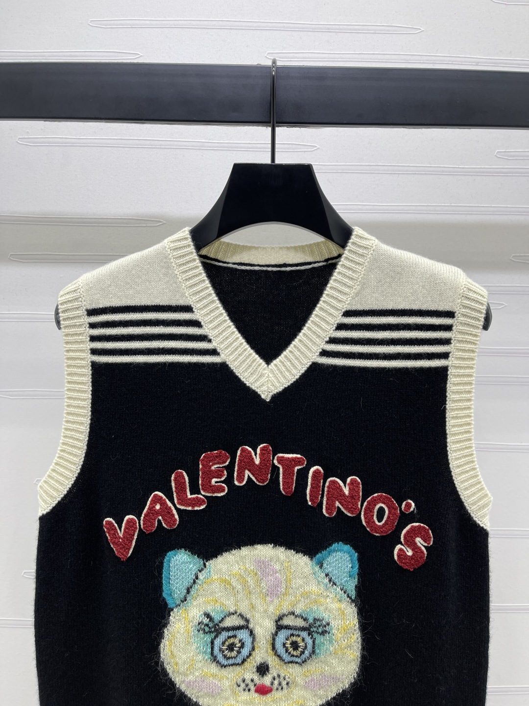 “Valentin*2025 Women’s Suit: Custom Wool Line, Stylish Cut, High Quality, Perfect for Daily Wear or Parties” - 图片 4