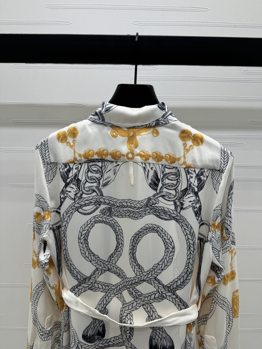 “2025 Early Autumn Women’s Long Sleeve Shirt Collection: Elegant, Comfortable, and Stylish in Stale Cotton” - 图片 6