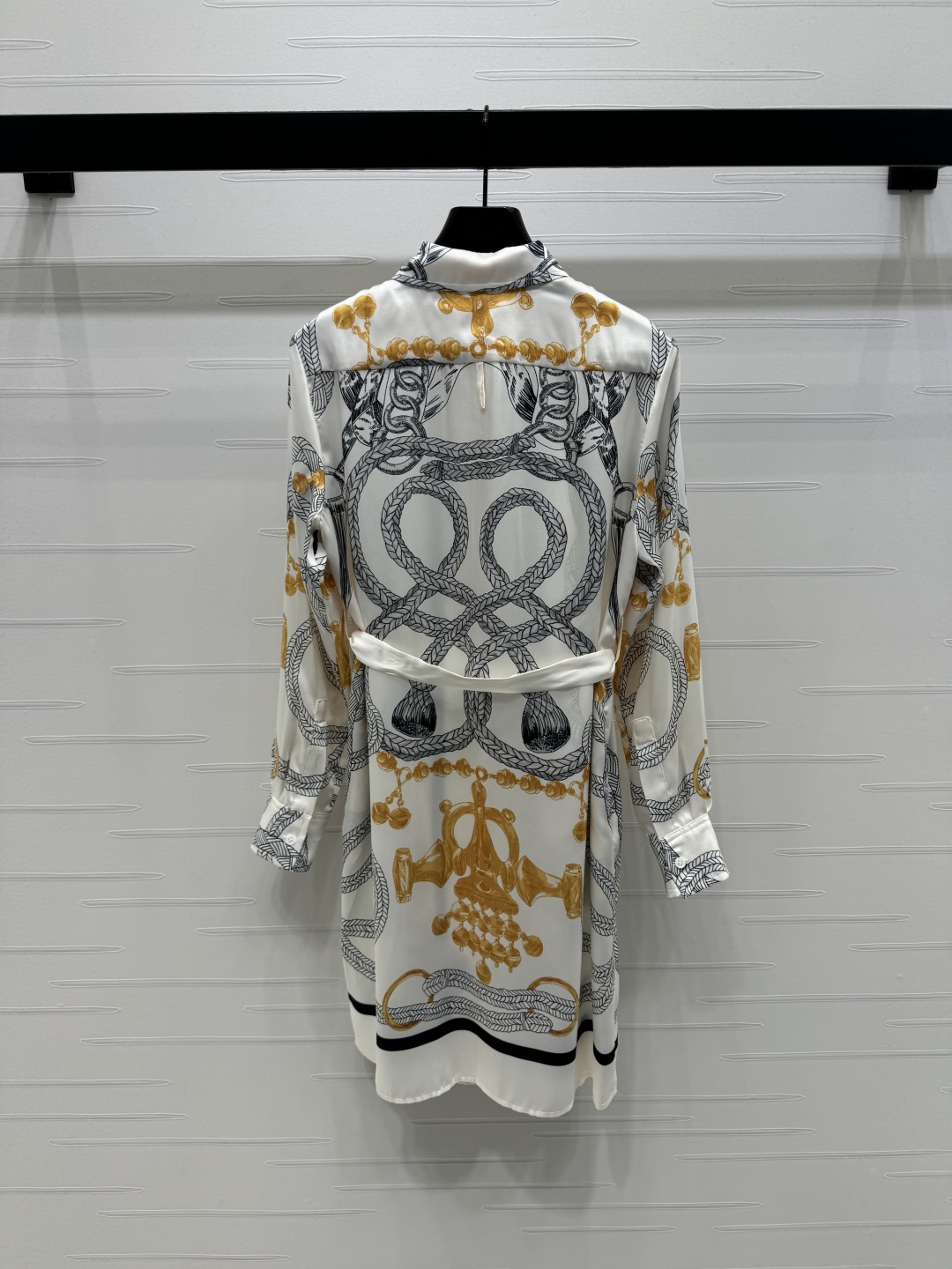 “2025 Early Autumn Women’s Long Sleeve Shirt Collection: Elegant, Comfortable, and Stylish in Stale Cotton” - 图片 7