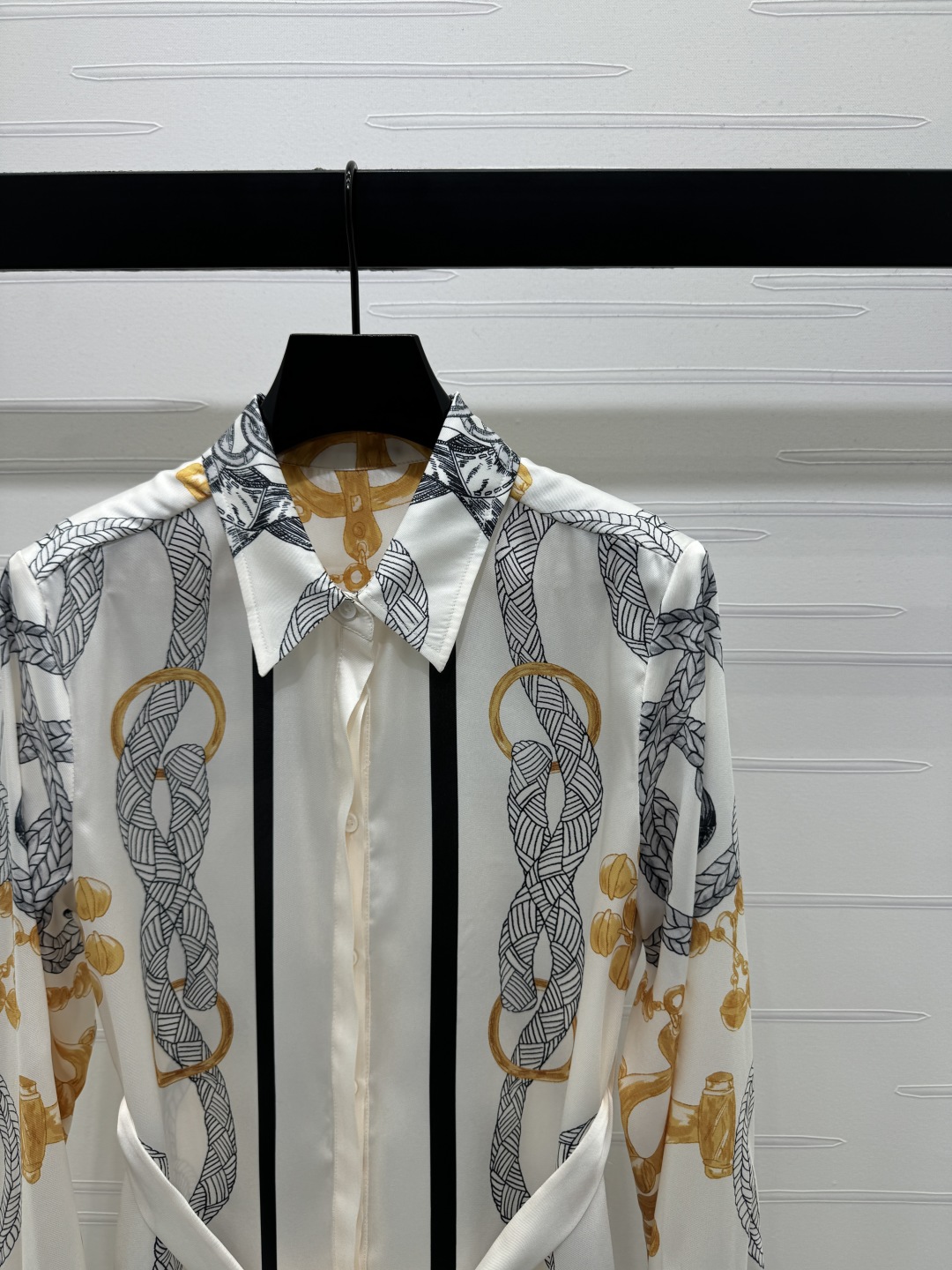 “2025 Early Autumn Women’s Long Sleeve Shirt Collection: Elegant, Comfortable, and Stylish in Stale Cotton” - 图片 3