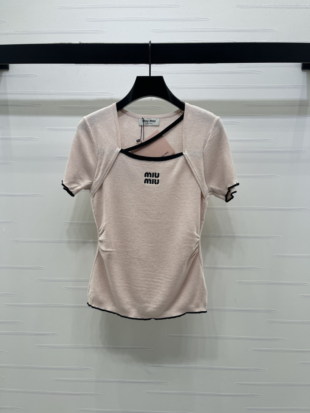 미우미우 여성 반팔 52879