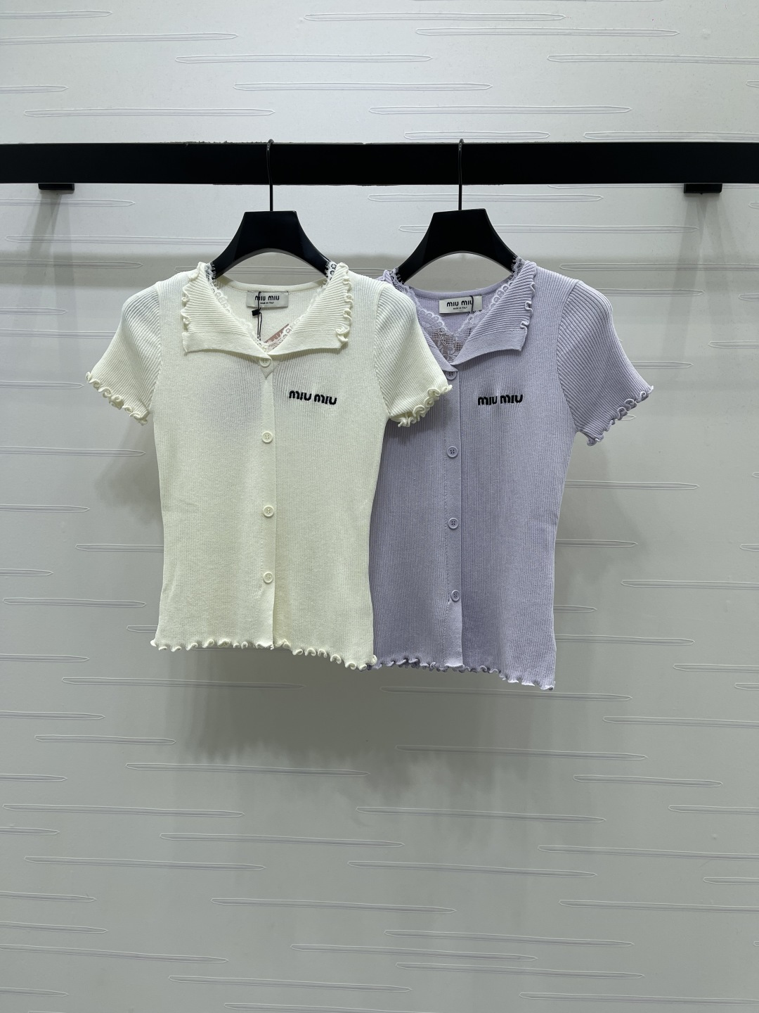 미우미우 여성 반팔 SS 52503