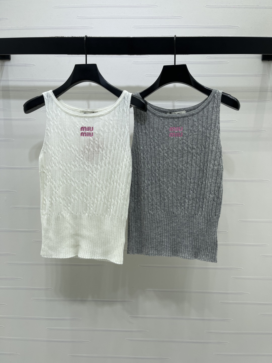 미우미우 여성 반팔 102207 Miu Miu T Shirt