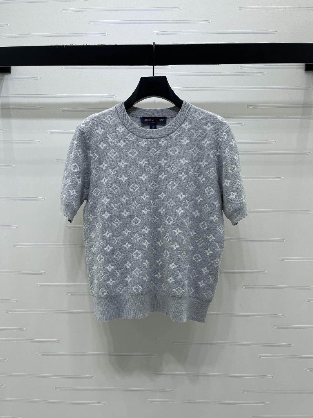 루이비통 여성 반팔 니트 레플리카 19023 Louis Vuitton Women T Shirt