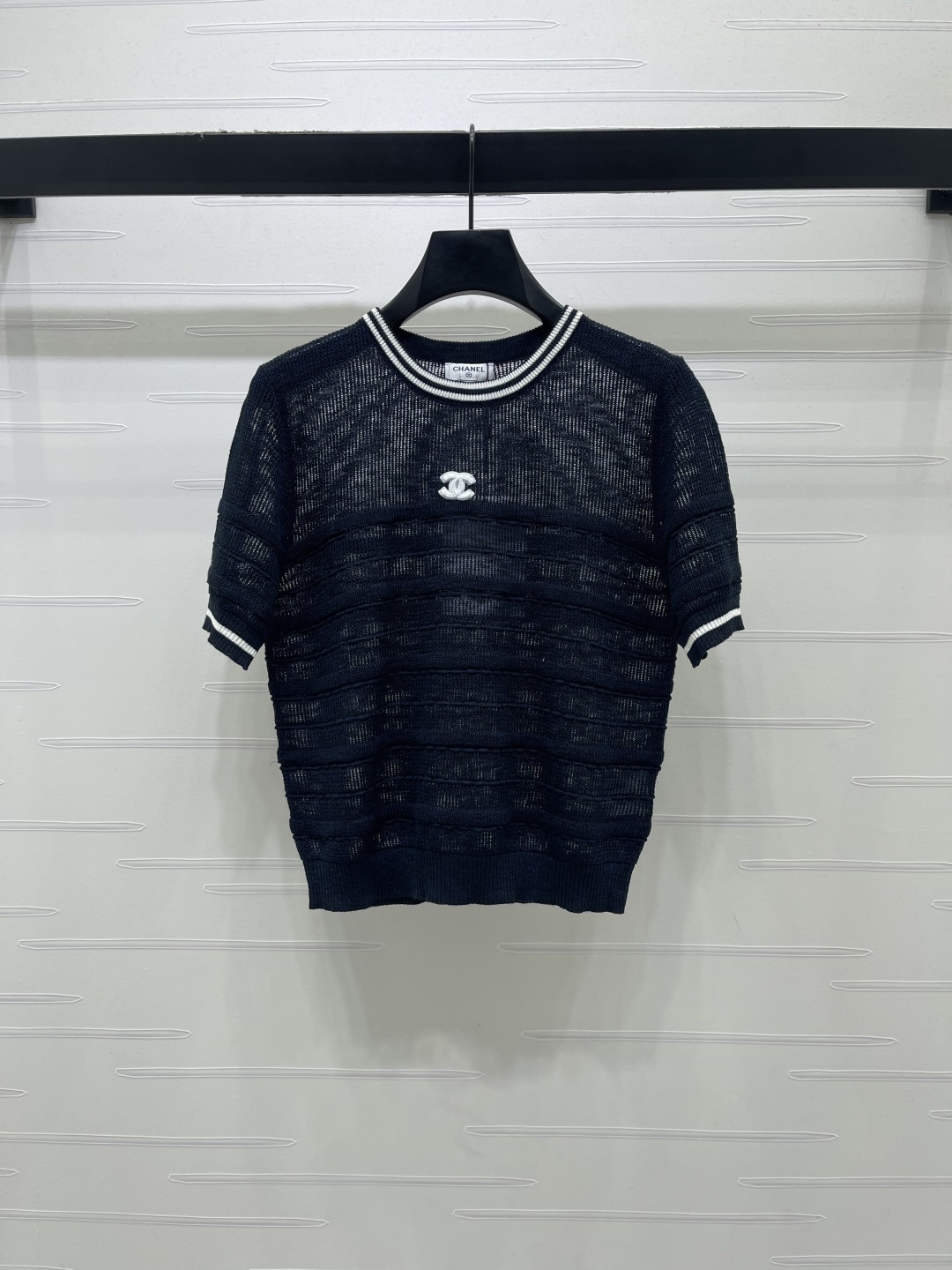 샤넬 여성 2026SS 스트라이프 오버핏 카라 반팔 티셔츠 레플리카 18860 Chanel Women T Shirt