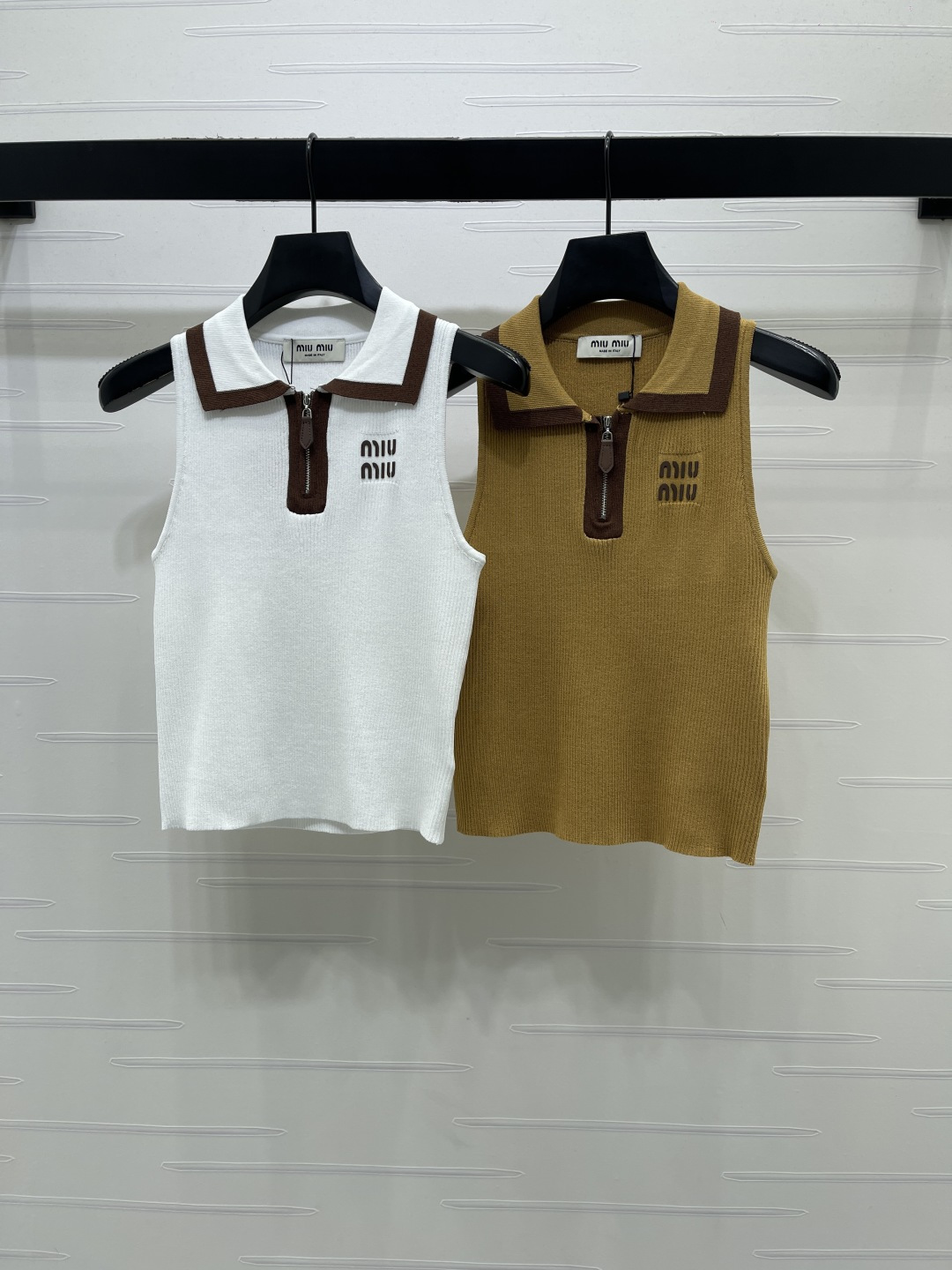 미우미우 여성 반팔 102306 Miu Miu T Shirt