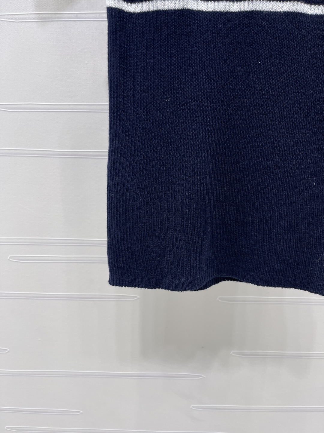 디올 여성 반팔 137711 Dior T Shirt 썸네일 이미지