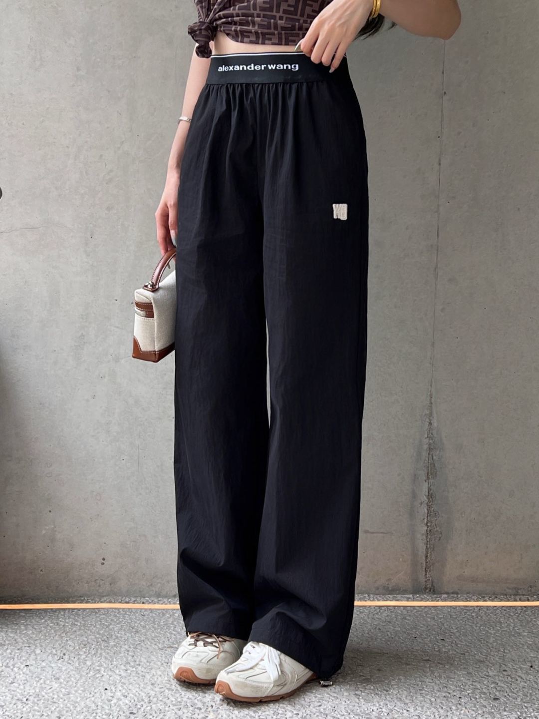 NO:807380,One set has,,19860909一套有,,,Women's clothing