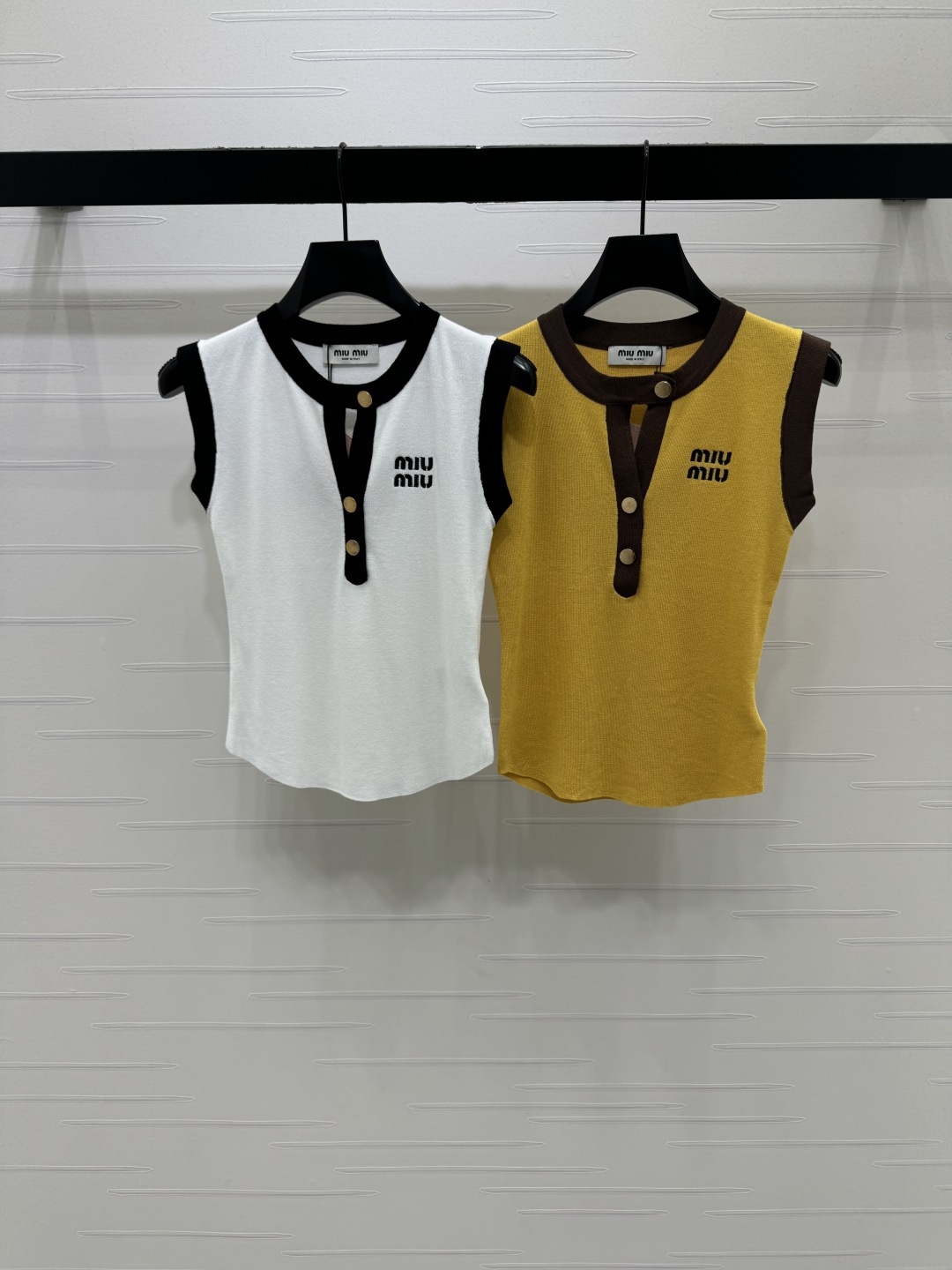 미우미우 여성 반팔 101701 Miu Miu T Shirt