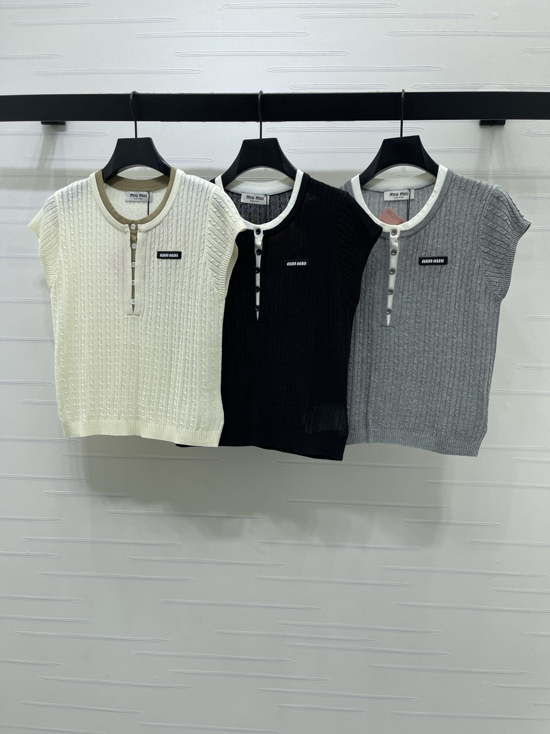 미우미우 여성 반팔 101687 Miu Miu T Shirt