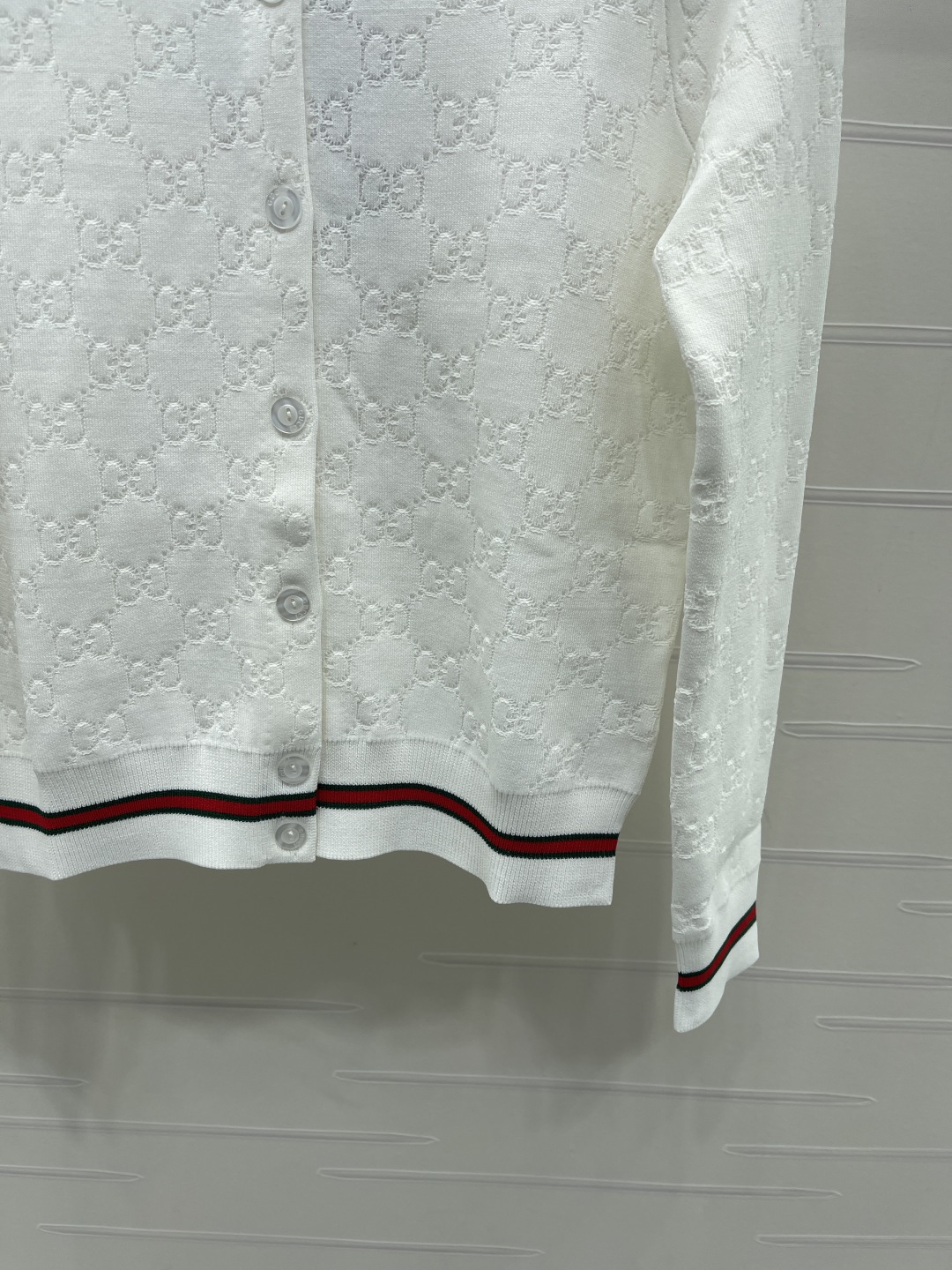구찌 여성 가디건 127847 Gucci Cardigan 썸네일 이미지