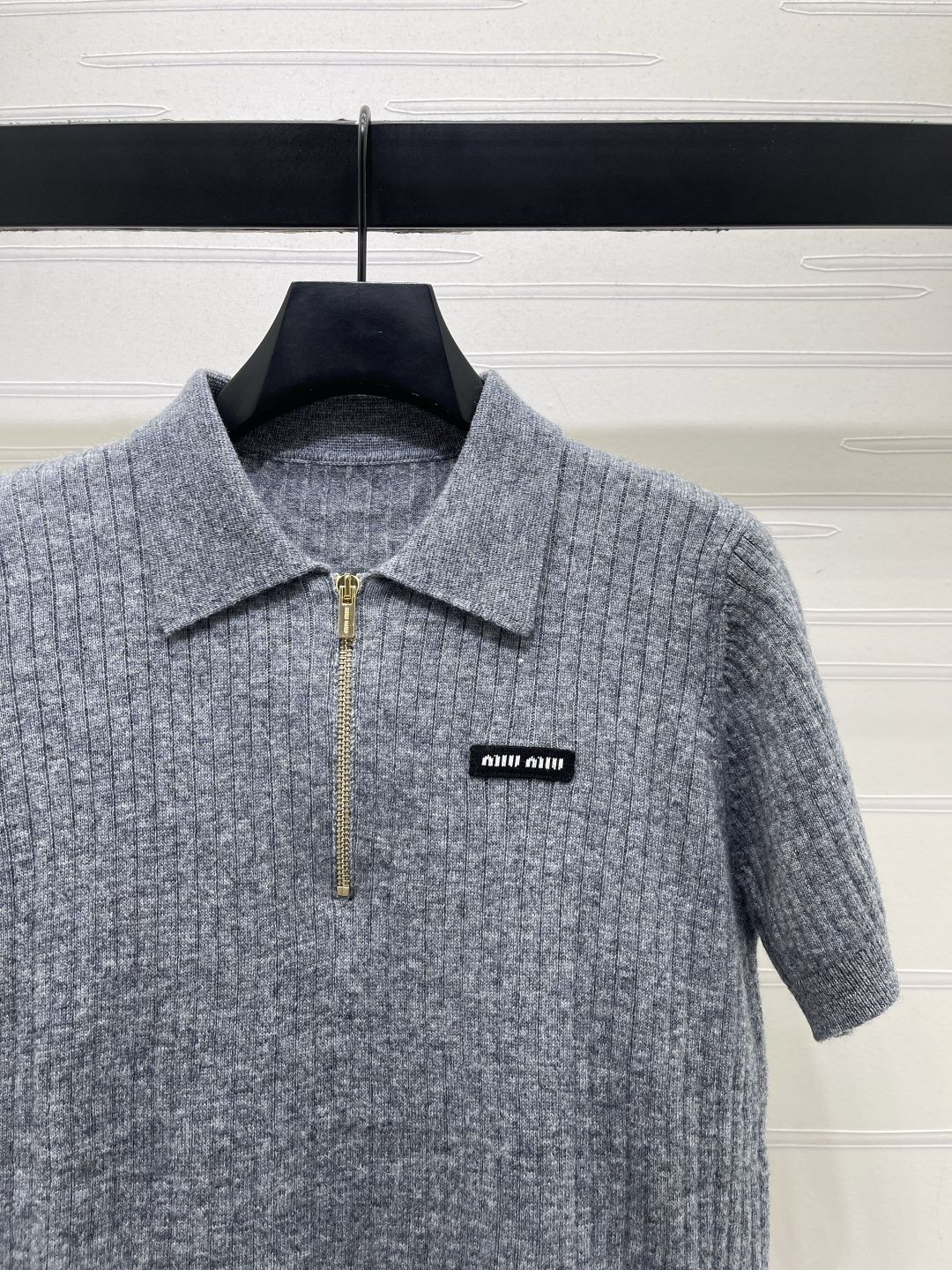 미우미우 여성 반팔 132087 Miu Miu T Shirt 썸네일 이미지