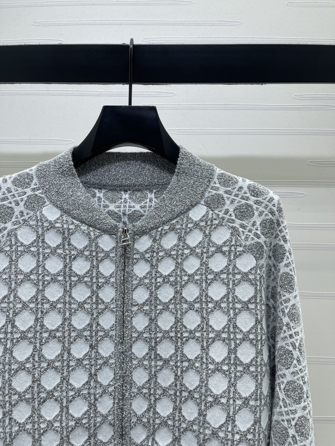 디올 여성 가디건 132063 Dior Cardigan 썸네일 이미지