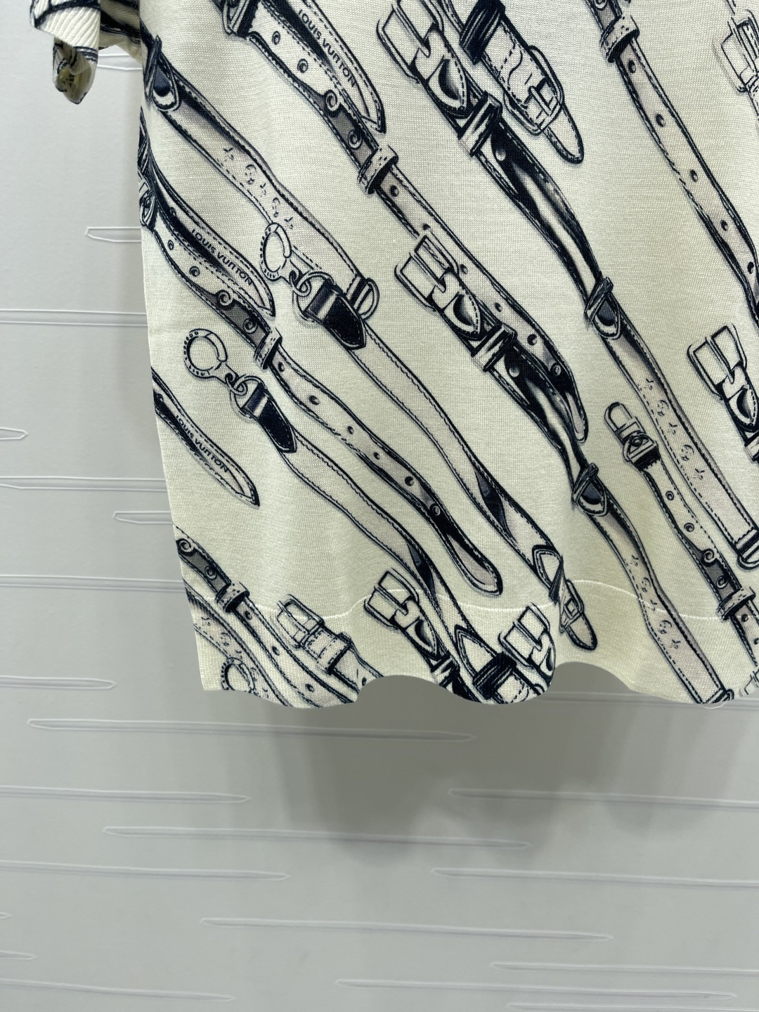 루이비통 여성 반팔 132049 Louis Vuitton T Shirt 썸네일 이미지