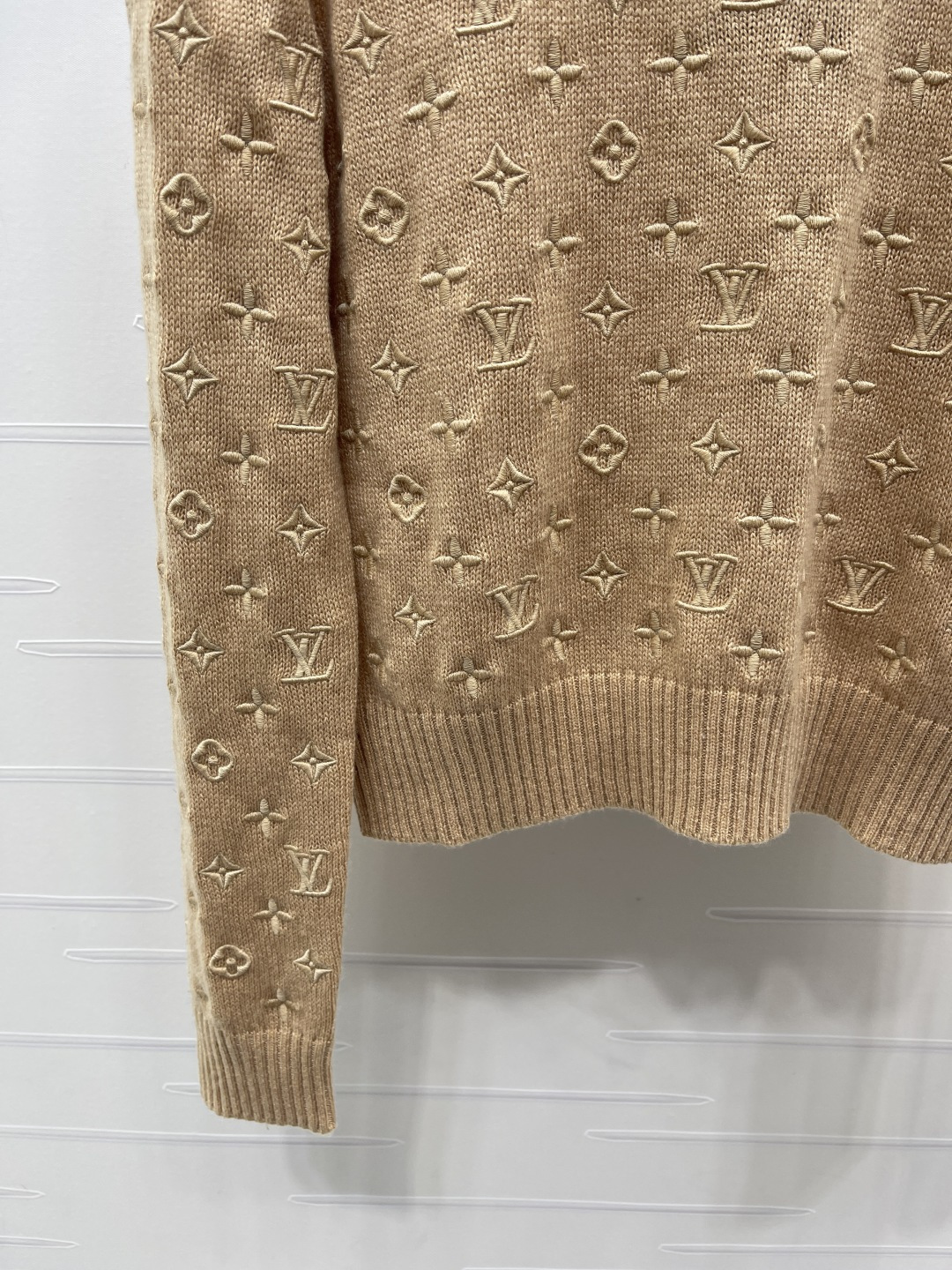 루이비통 여성 긴팔 131626 Louis Vuitton Long Sleeve 썸네일 이미지