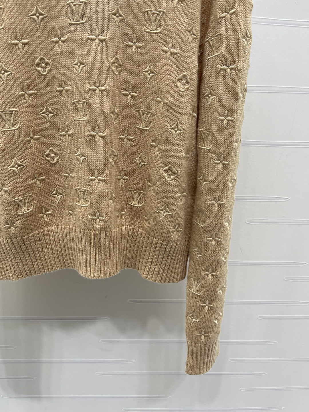 루이비통 여성 긴팔 131626 Louis Vuitton Long Sleeve 썸네일 이미지