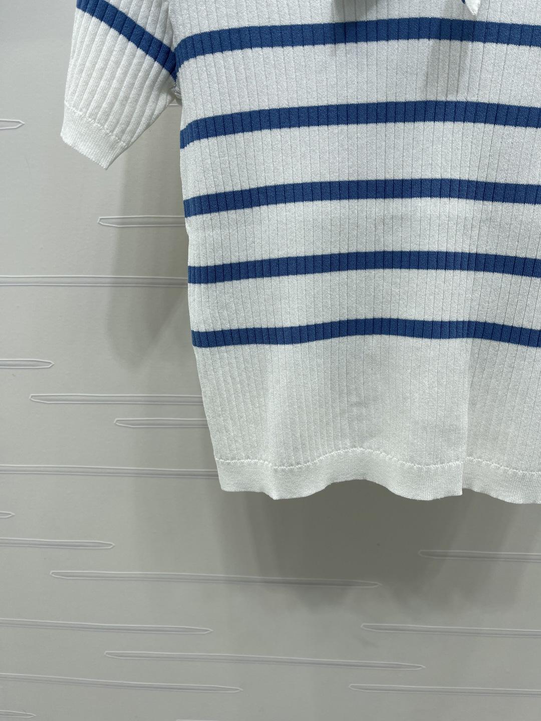 디올 여성 반팔 131639 Dior T Shirt 썸네일 이미지