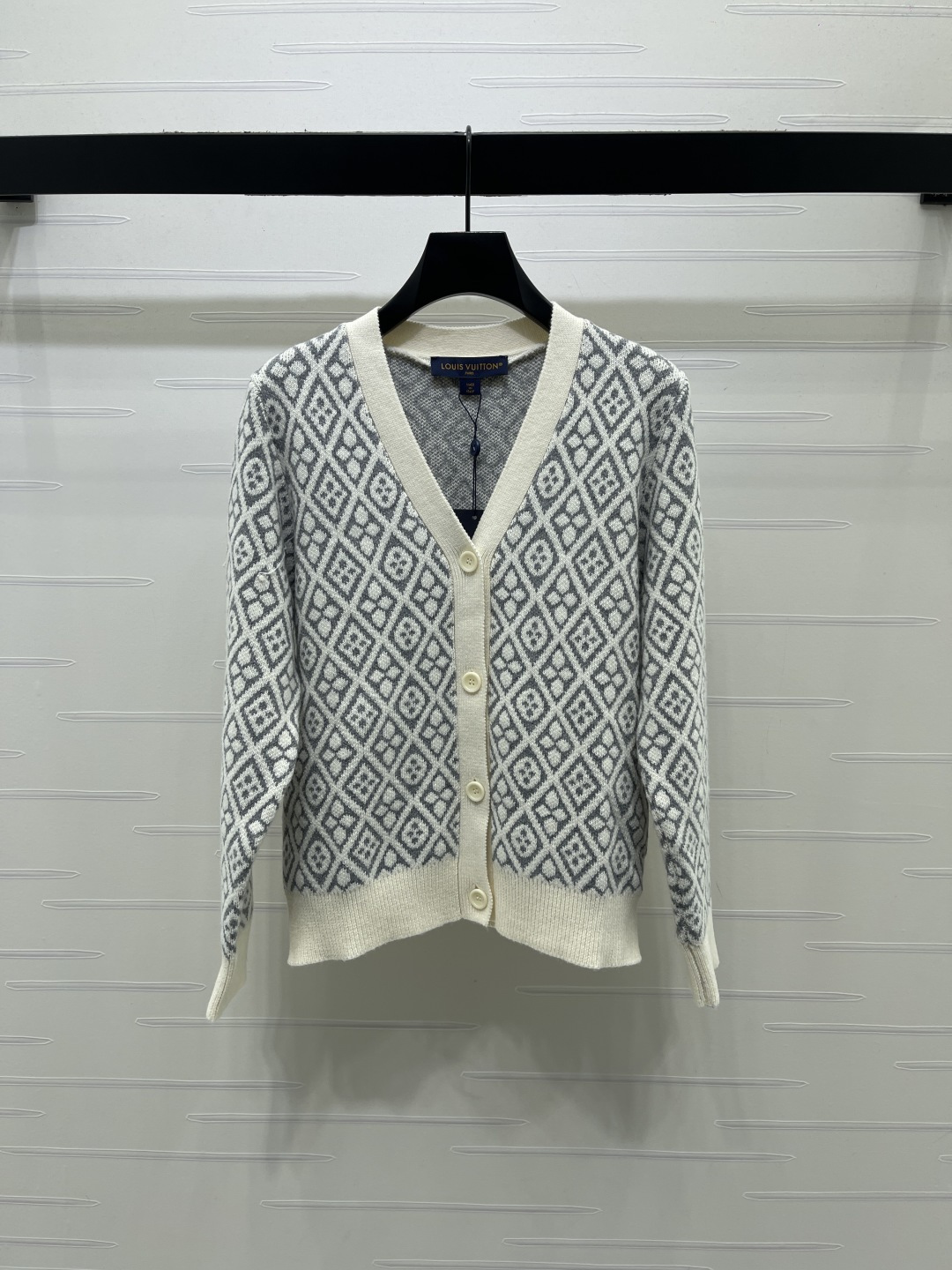 LOUIS VUITTON Collarless Jacquard Cardigan