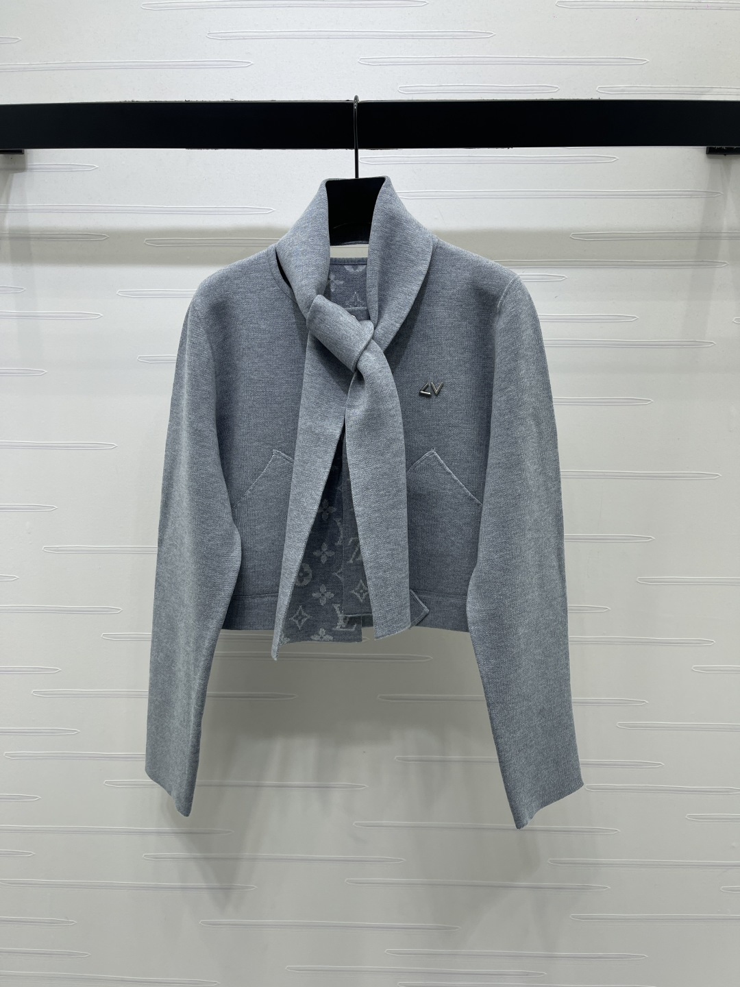 LV Knit Jacket Attached Neck Tie Metal LV Logo
