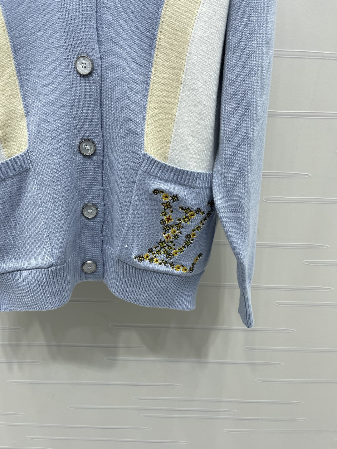 루이비통 여성 가디건 143098 Louis Vuitton Cardigan 상세 이미지 6