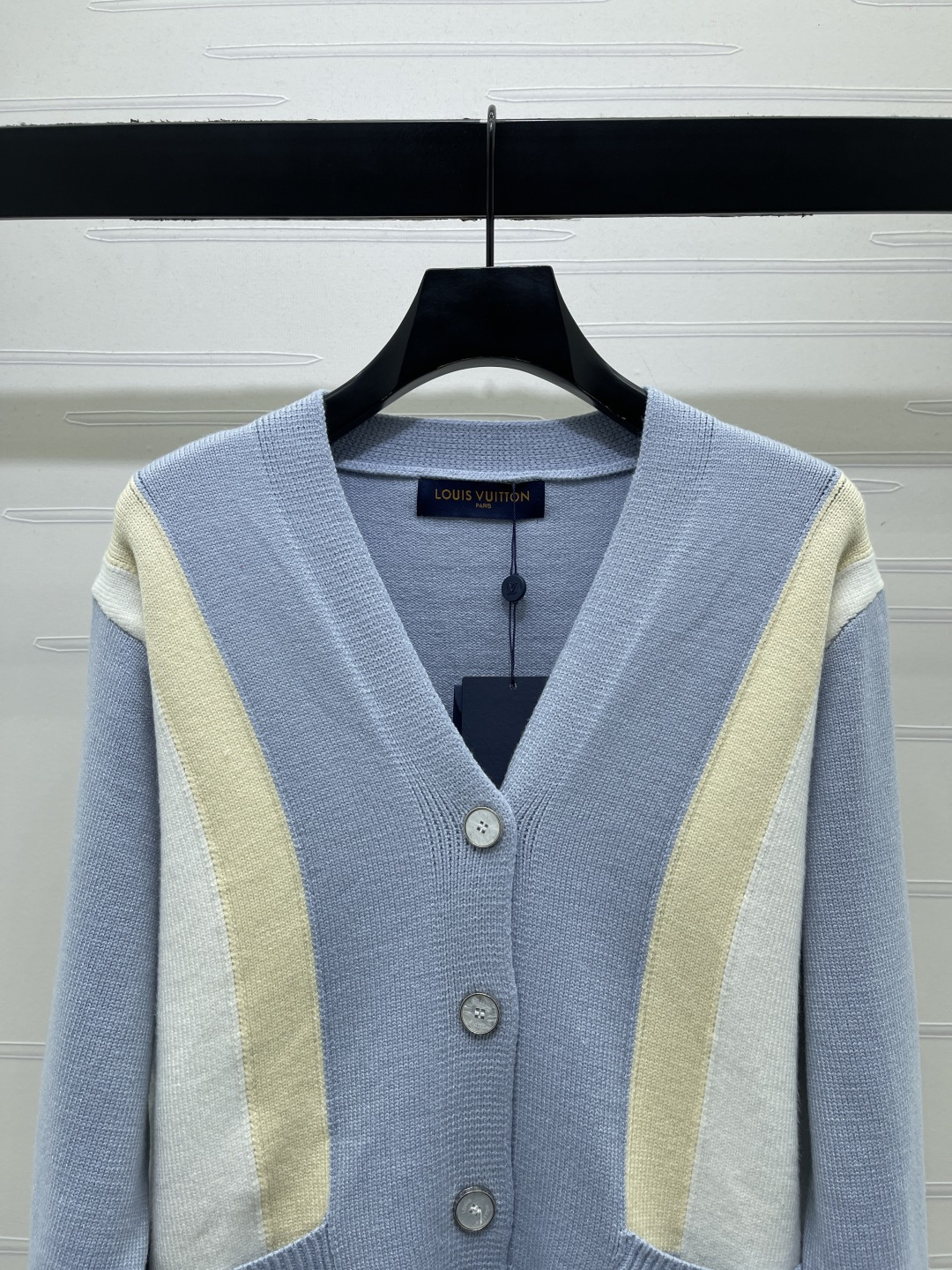 루이비통 여성 가디건 143098 Louis Vuitton Cardigan 상세 이미지 4
