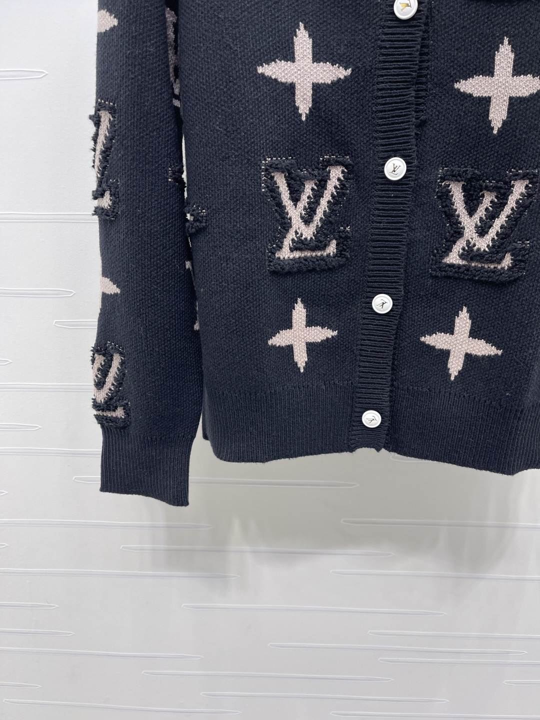 루이비통 여성 가디건 143083 Louis Vuitton Cardigan 상세 이미지 5