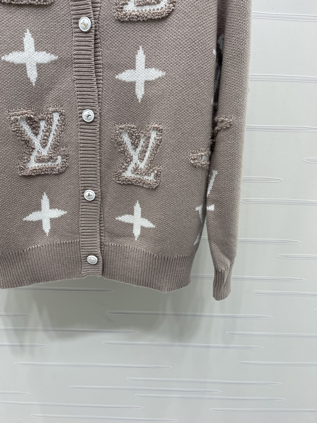 루이비통 여성 가디건 143084 Louis Vuitton Cardigan 상세 이미지 6