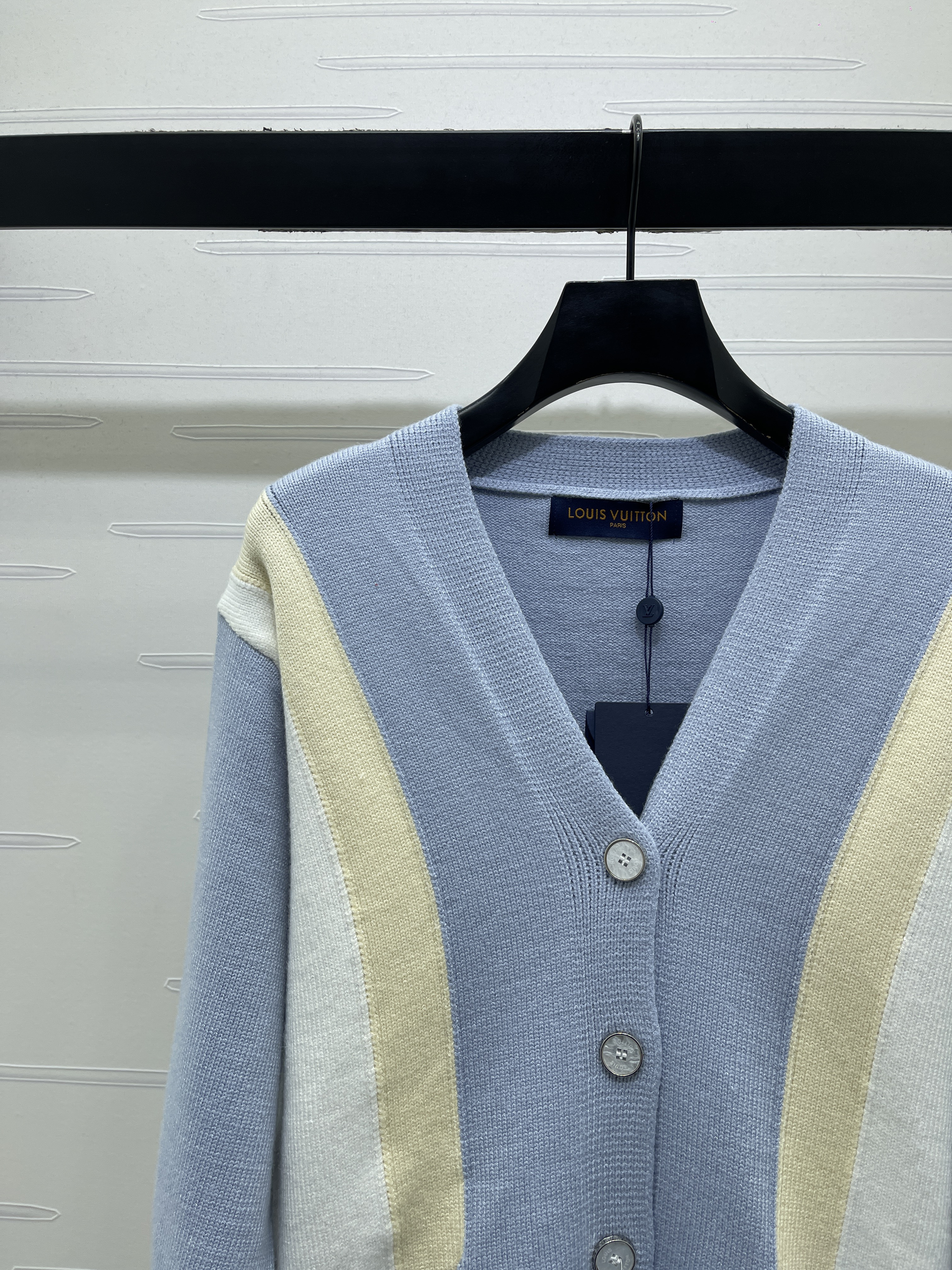 루이비통 여성 가디건 143098 Louis Vuitton Cardigan 상세 이미지 12