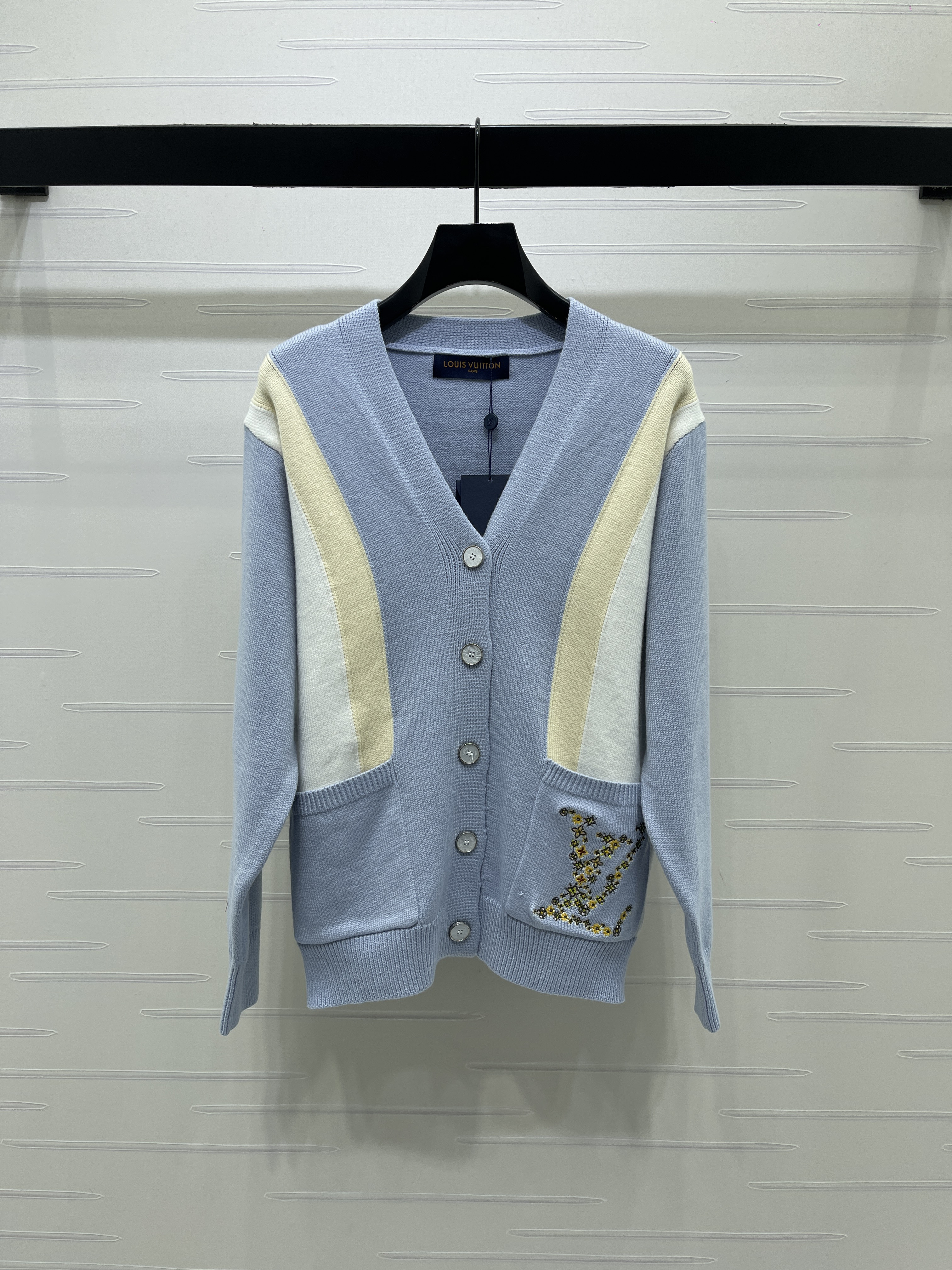 루이비통 여성 가디건 143098 Louis Vuitton Cardigan 상세 이미지 10