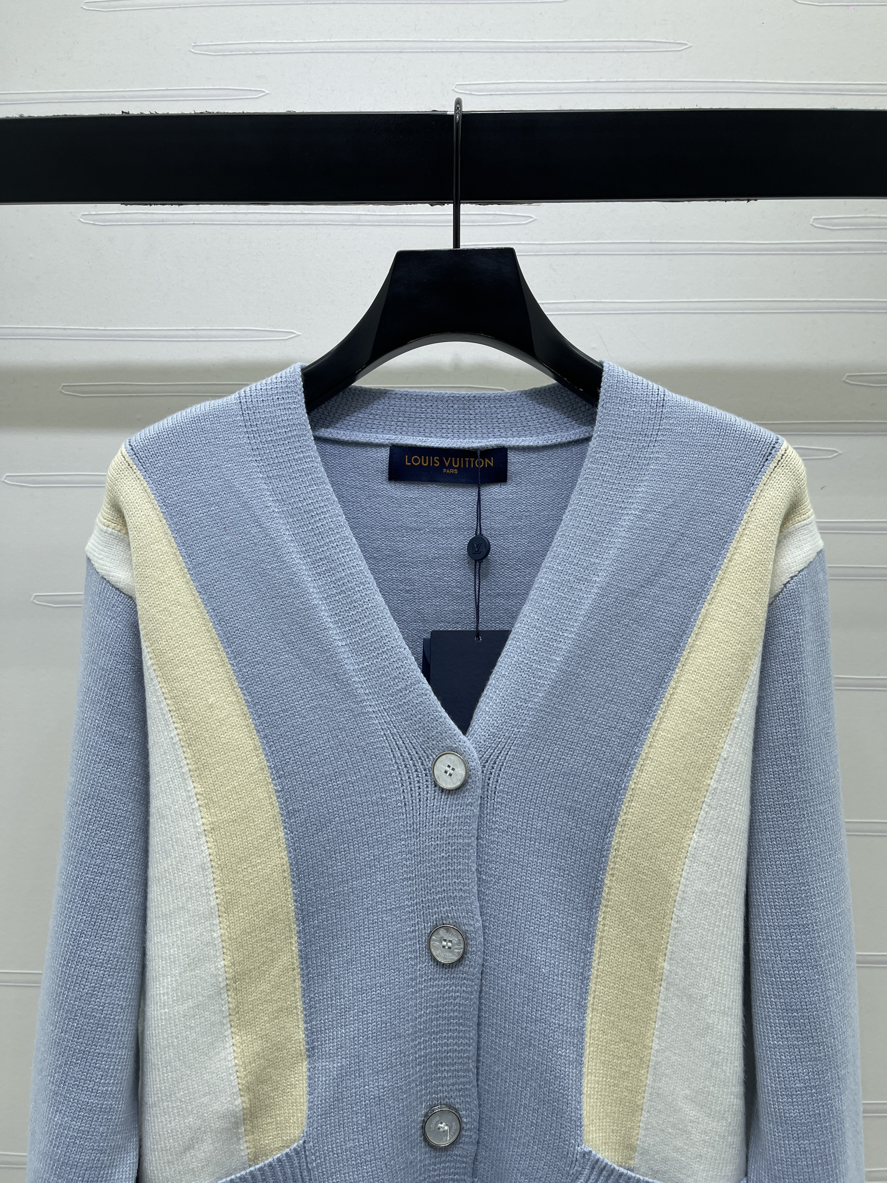 루이비통 여성 가디건 143098 Louis Vuitton Cardigan 상세 이미지 13