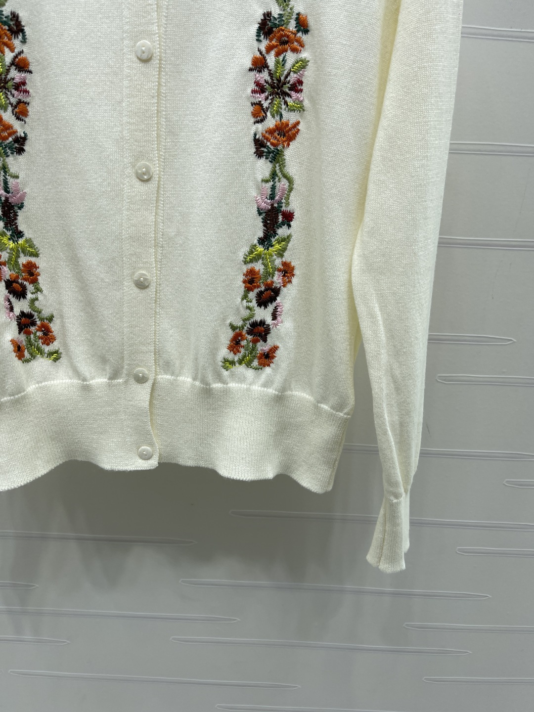 디올 여성 가디건 155647 Dior Cardigan 상세 이미지 6