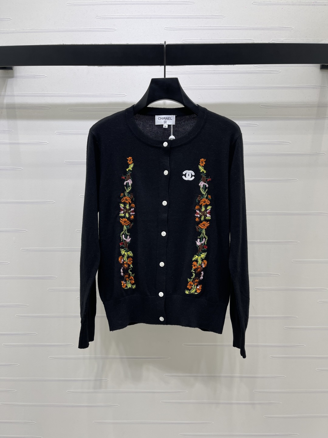 샤넬 여성 가디건 155600 Chanel Cardigan
