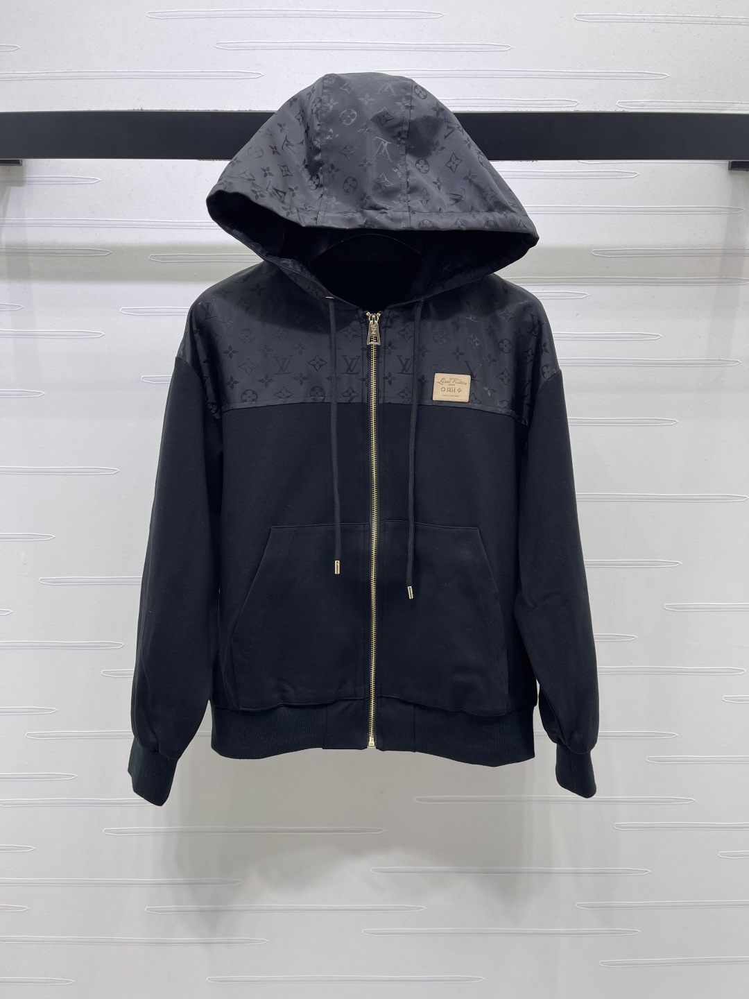 louis vuitton gold patch hooded jacket pants set