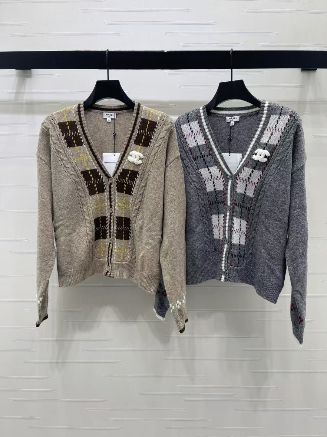 chanel logo argyle cable knit v neck cardigan