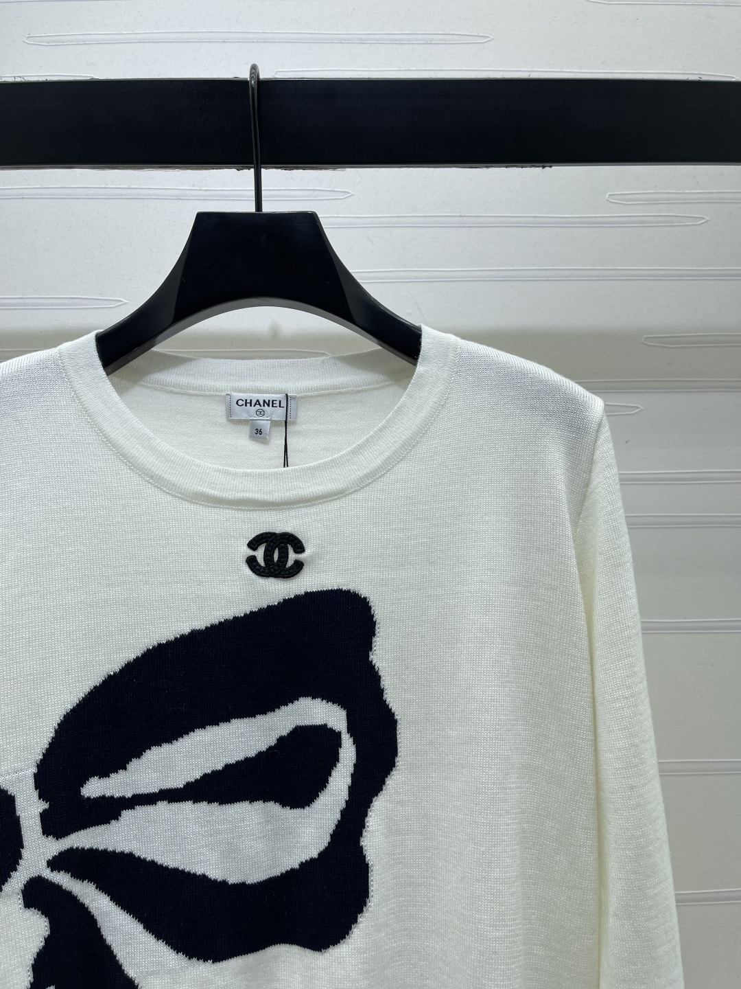 chanel oversized bow motif crew neck knit sweater